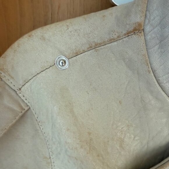 Pre-Loved Madewell Ecru Distressed Leather Jacket - Women's M - Picture 6 of 11